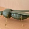 Figura de Mosquito en Cerámica Verde - Imagen 2
