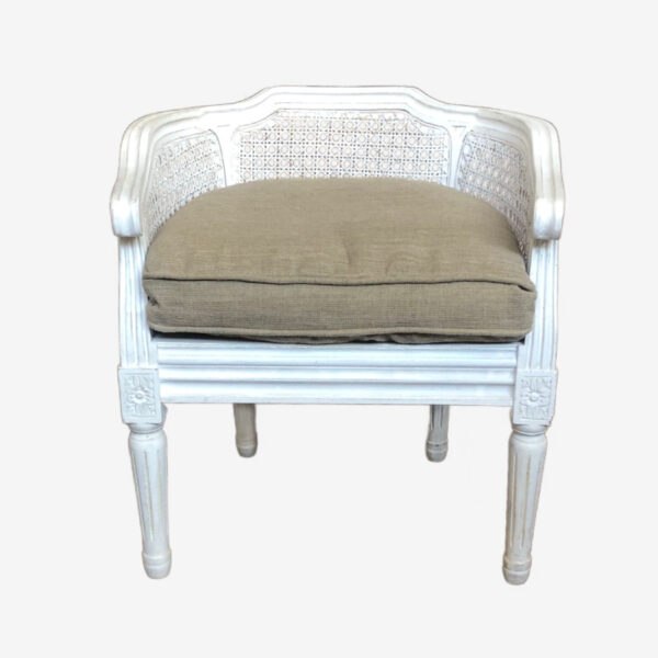 Sillón Pequeño de Estilo Clásico en Madera Decapada y Ratán